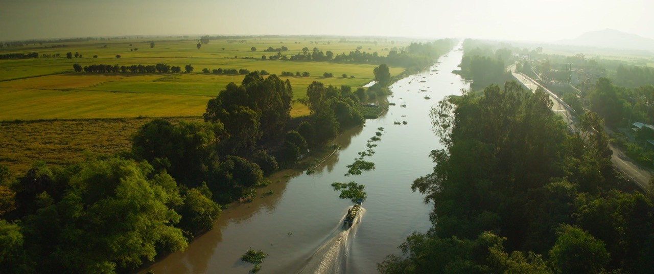 Cảnh sắc miền T&acirc;y trong phim. Ảnh: Đo&agrave;n phim.