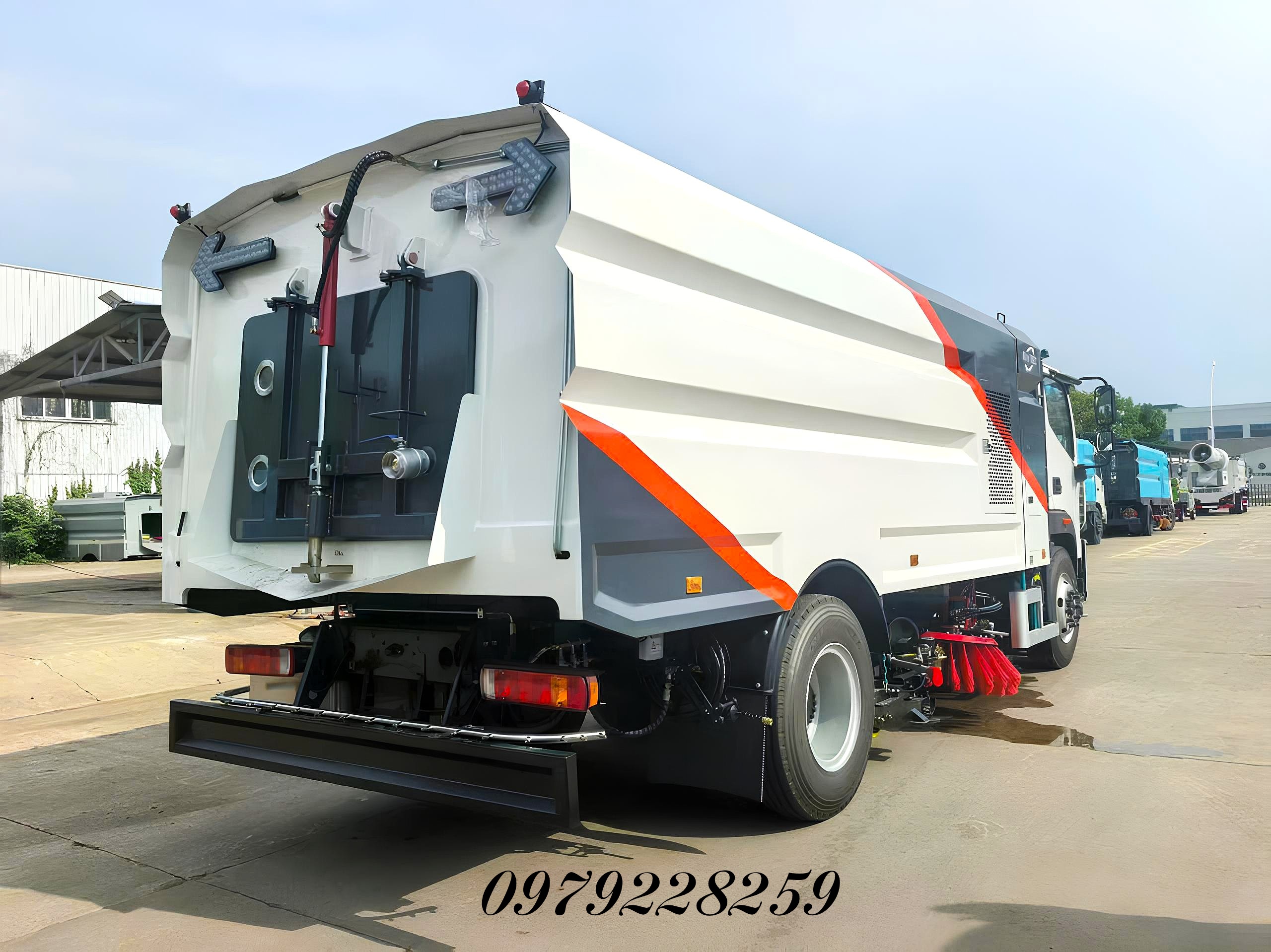 Xe quét, hút bụi đường phố Foton - Giải pháp vệ sinh đô thị hiệu quả - Xe ô tô chuyên dùng