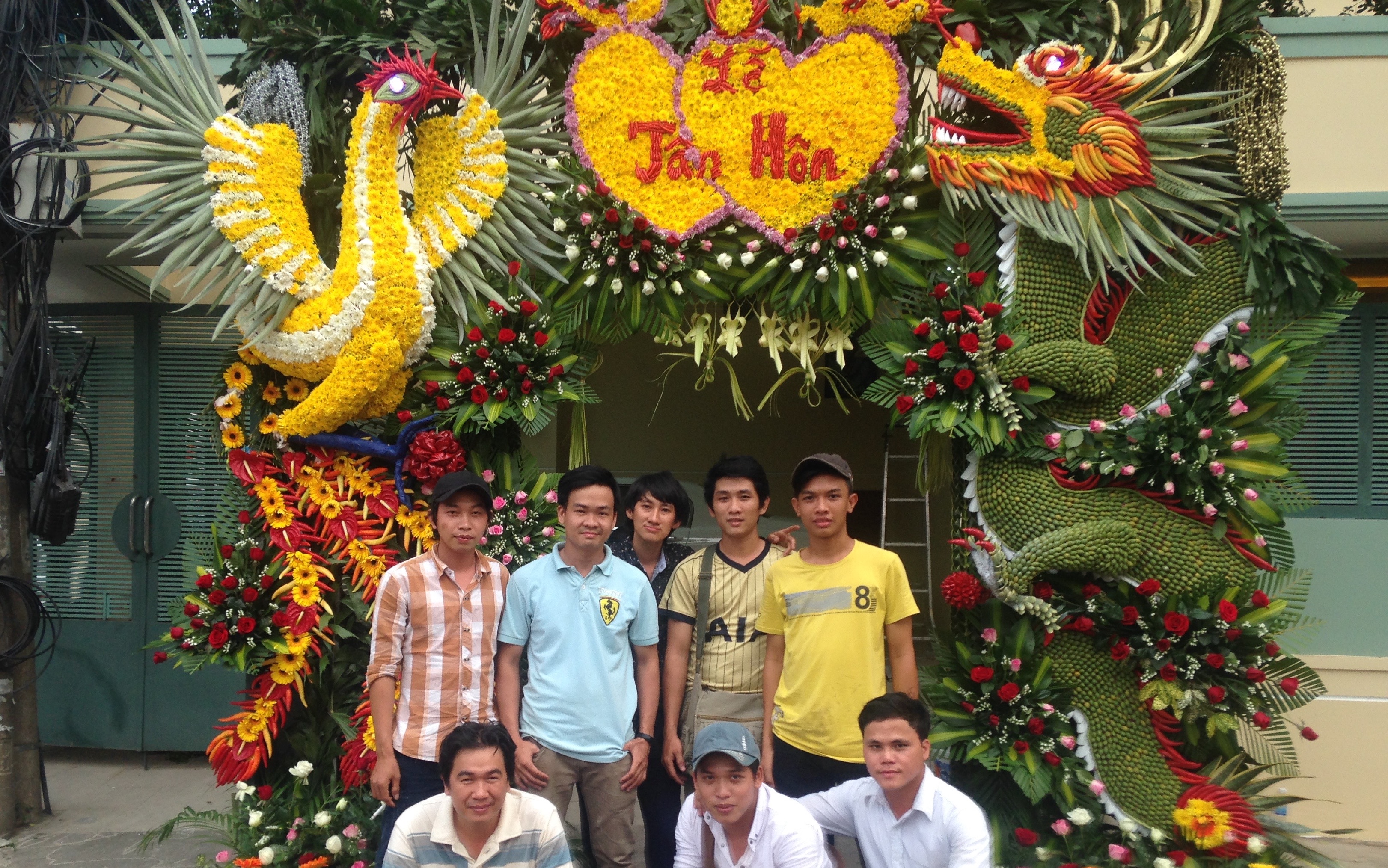 Dân Trí - Chiếc cổng cưới đậm sắc miền quê Nam bộ giữa lòng Sài thành